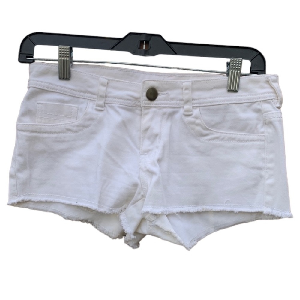 Bongo size 1 white shorts